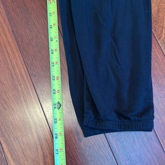 Women’s Terry super soft jump suit size medium in black. - Picture 10 of 11